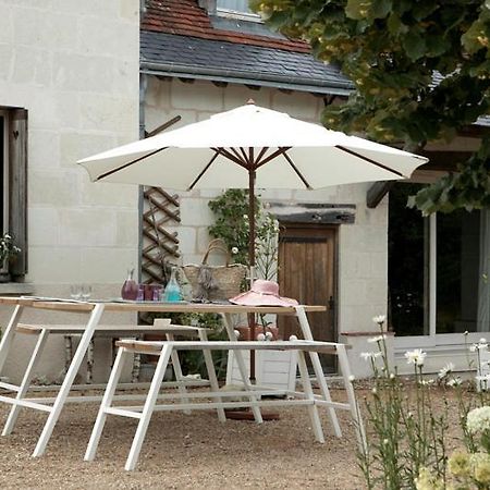 Une Maison, Un Jardin Berthenay Exterior foto